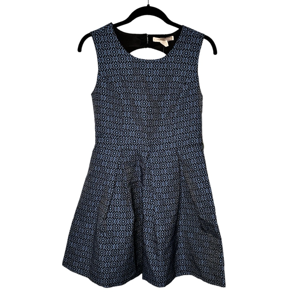 Forever 21 Comptempory Blue/Navy Geometric Pattern Casual Dress Size Medium NWT